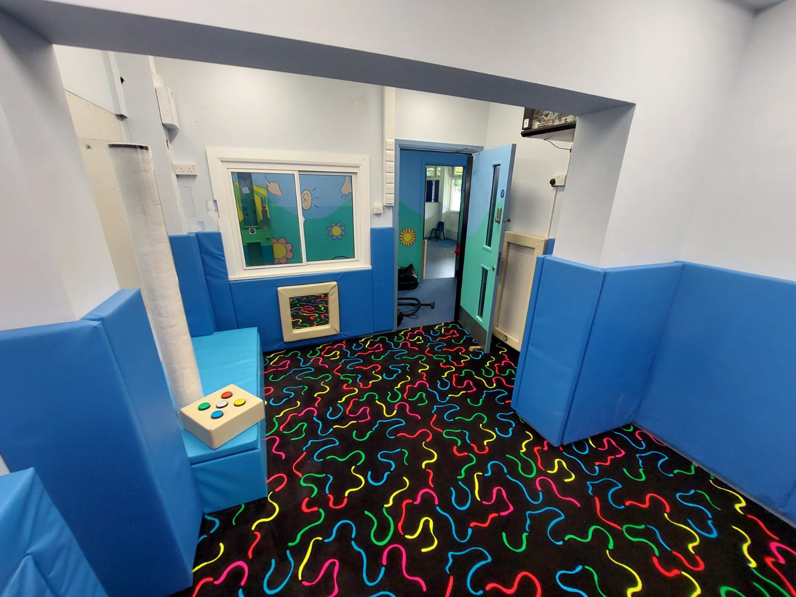 UV Carpet - Image 8