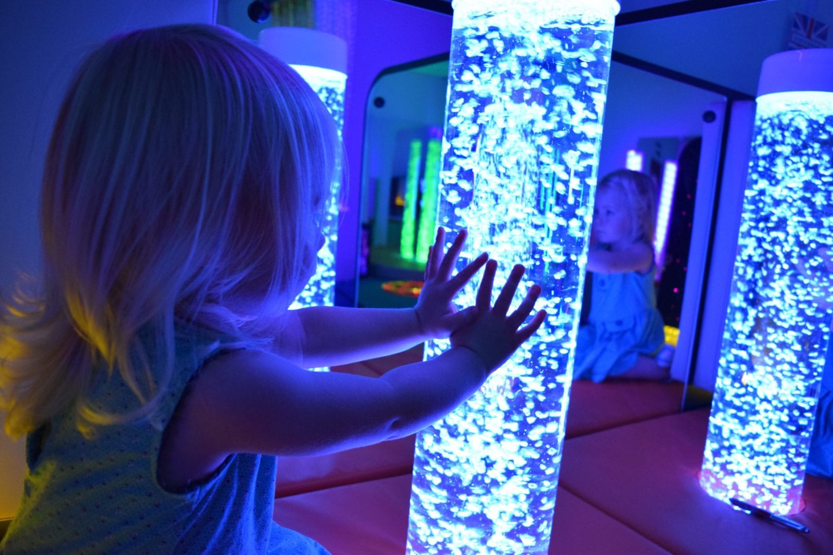 Bubble tubes Bubble tube for sensory room