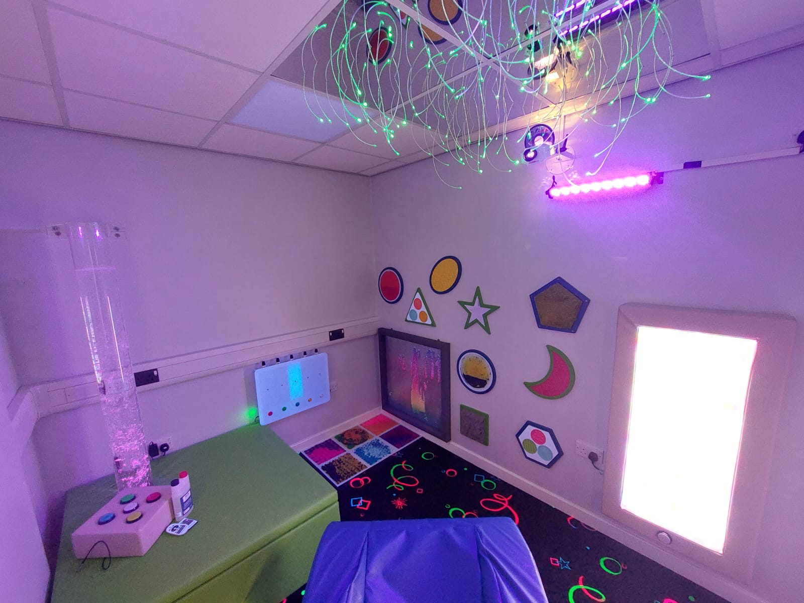 Shimmer n Shine Star Ceiling Panels - Image 2