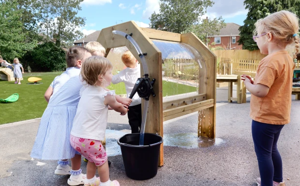 Outdoor Water Tunnel - Image 2