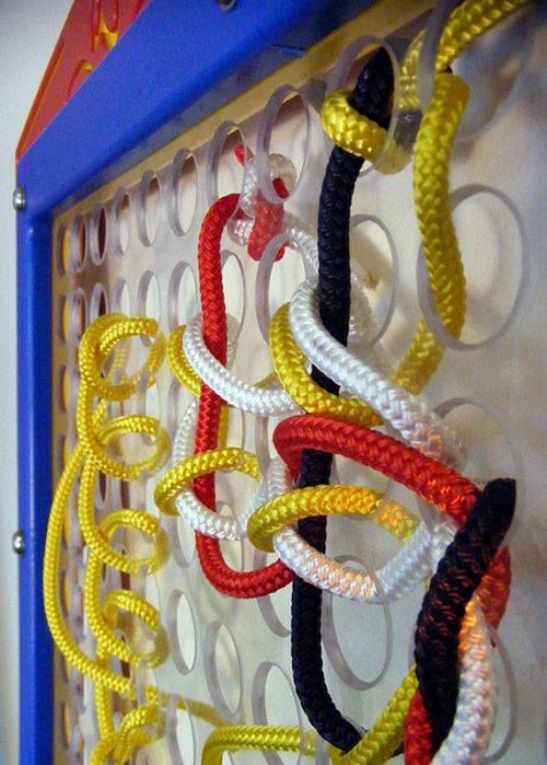 Art Weave Activity Station - Image 2