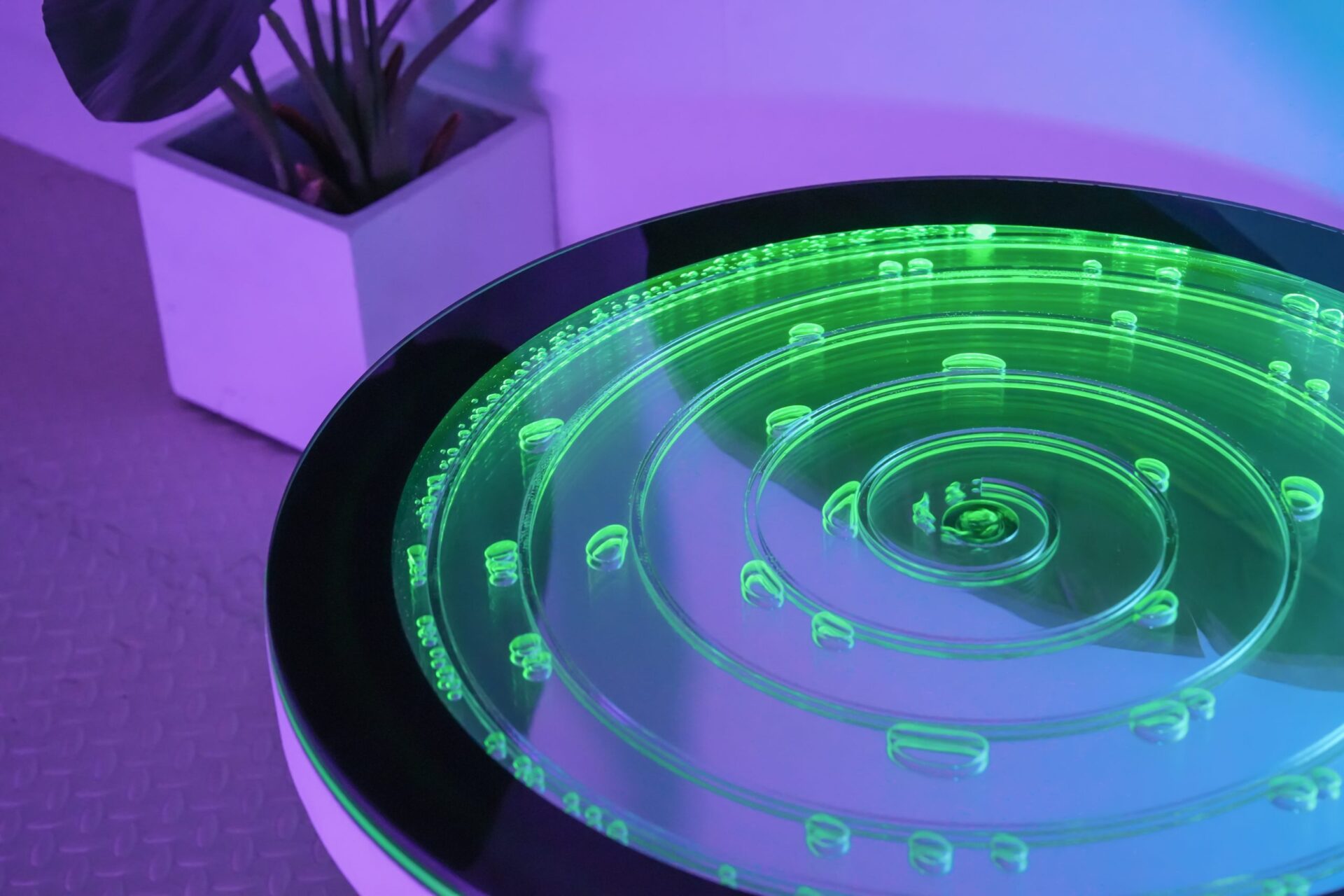 Maze Bubble Table - Image 4