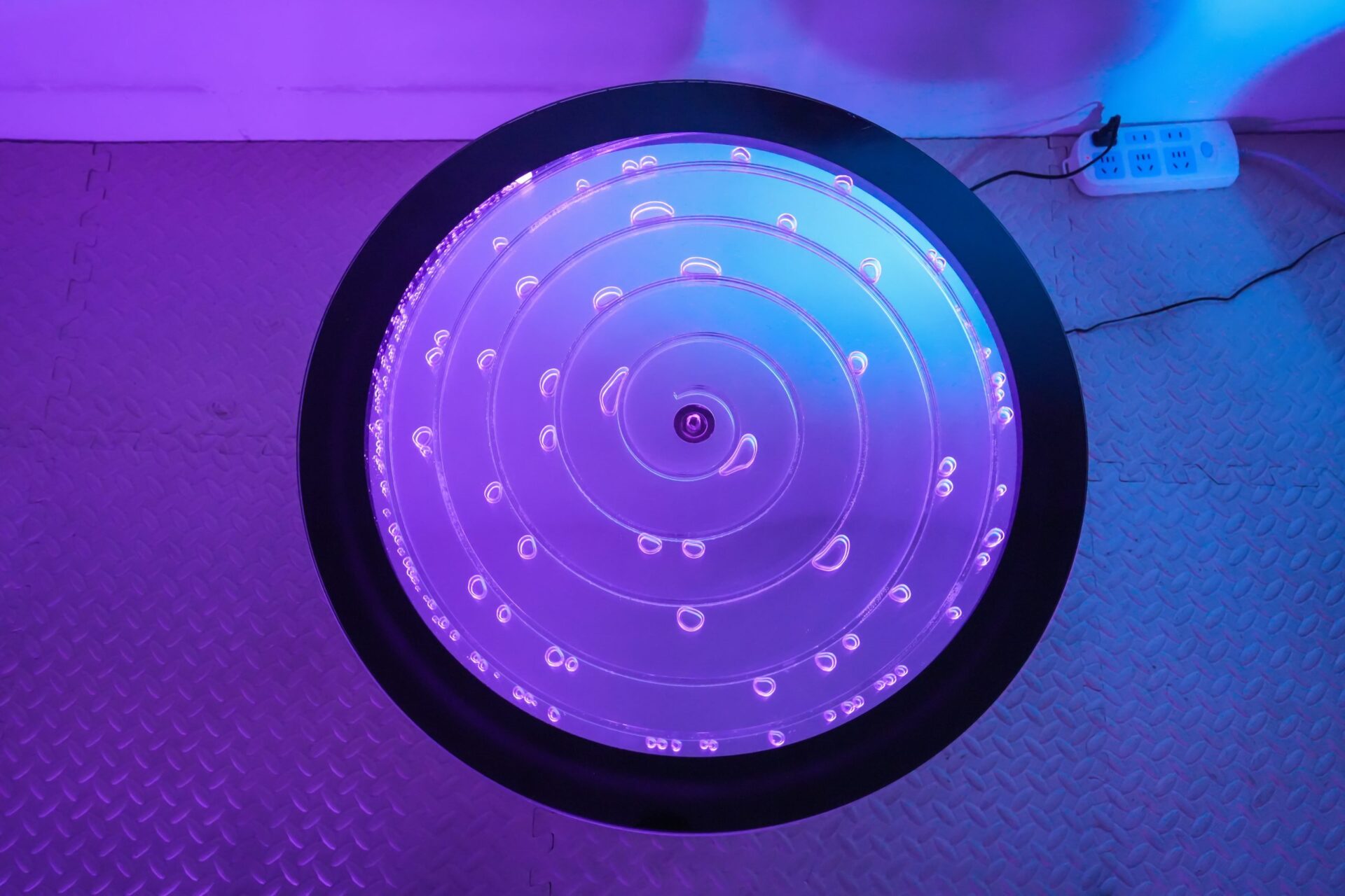 Maze Bubble Table - Image 3