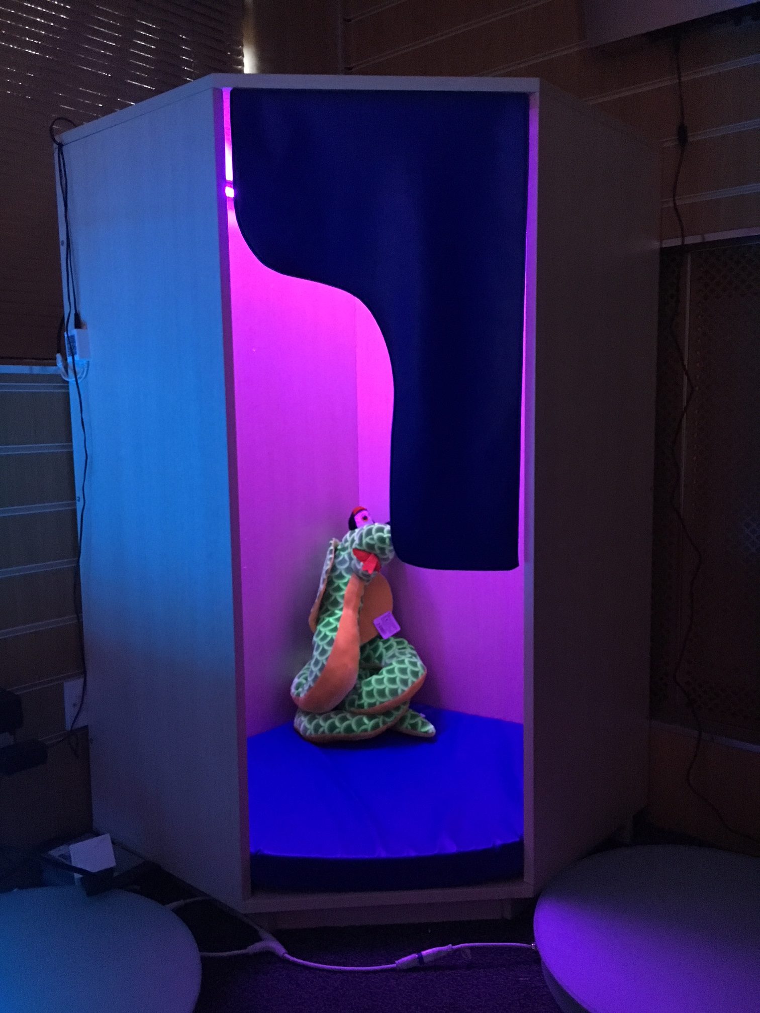 Mood Lighting Den - Image 2
